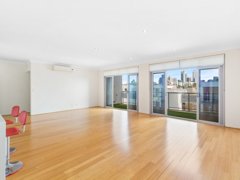 17/153 Kensington Street, East Perth WA 6004