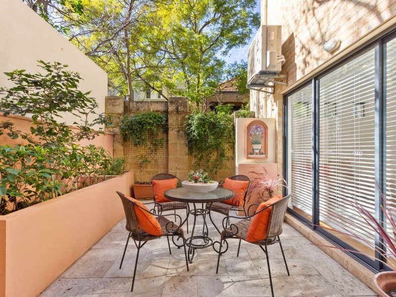 20 Beacon Terrace, East Perth WA 6004