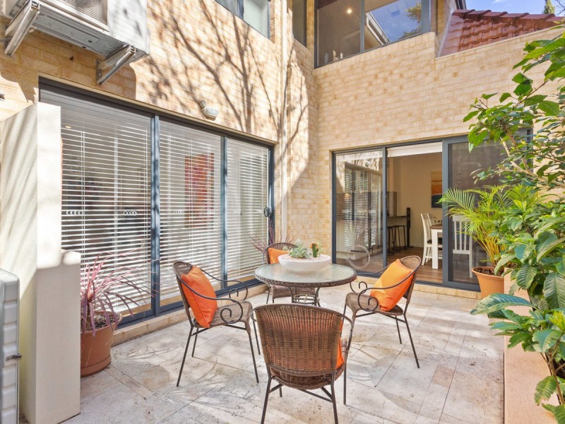 20 Beacon Terrace, East Perth WA 6004