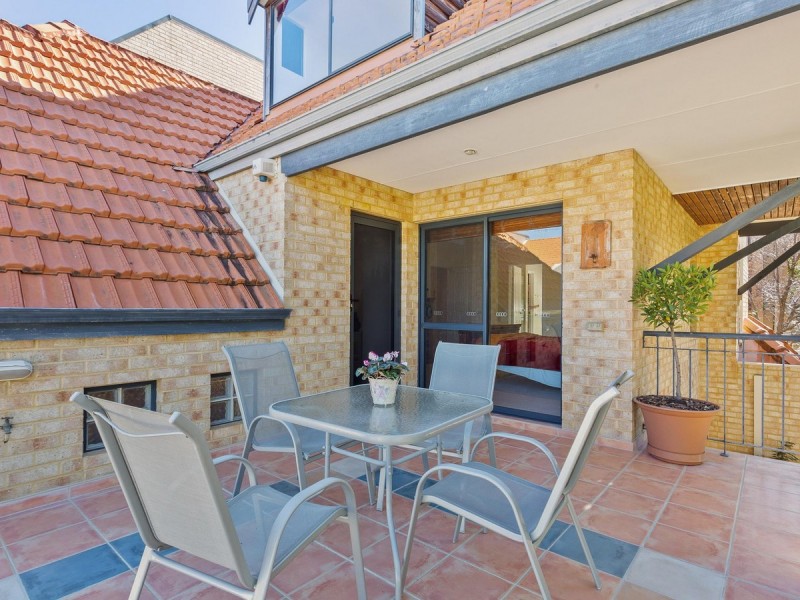 20 Beacon Terrace, East Perth WA 6004