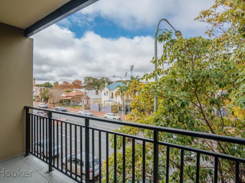 122/215 Stirling Street, Perth WA 6000