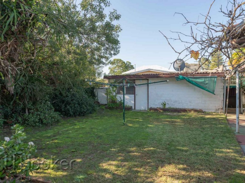 69 Clarkson Road, Maylands WA 6051