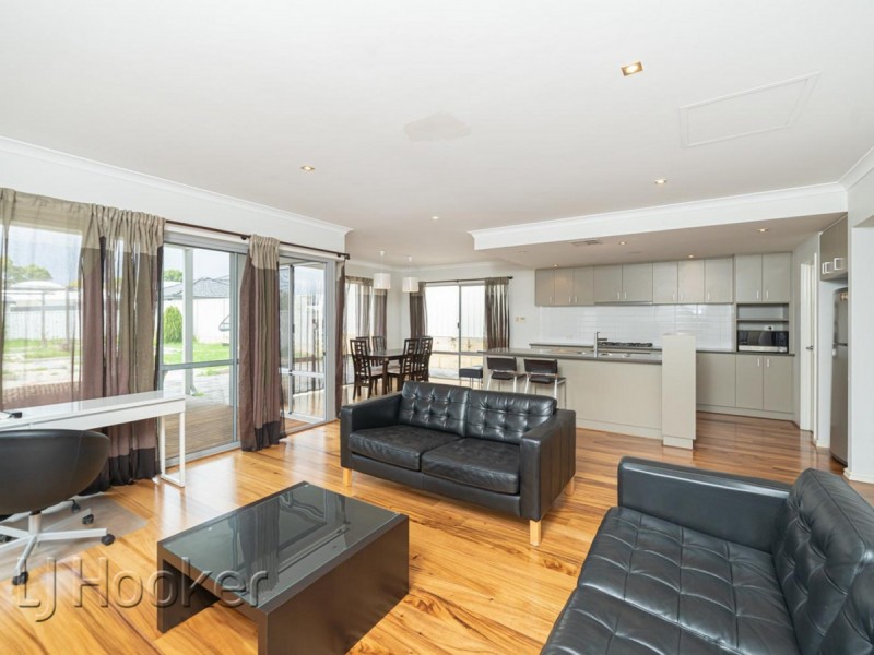 70a Rome Road, Melville WA 6156