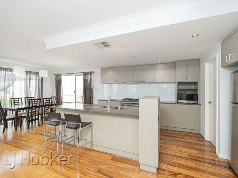 70a Rome Road, Melville WA 6156