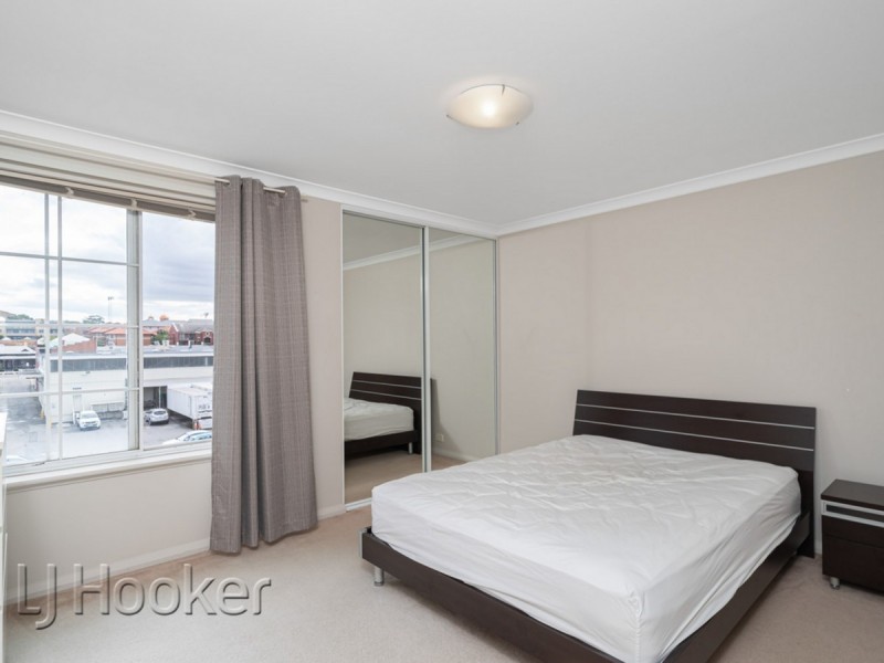 17/20 Pendal Lane, Perth WA 6000