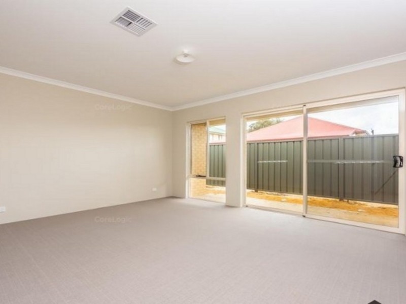 4 Tringa Rise, East Cannington WA 6107