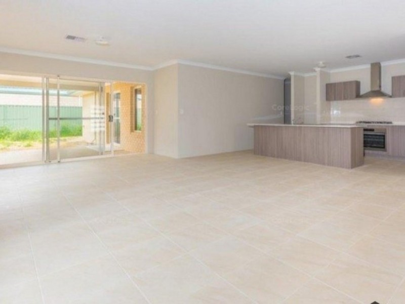 4 Tringa Rise, East Cannington WA 6107