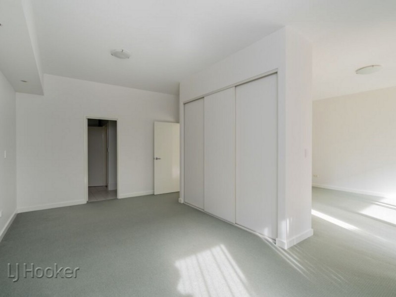 4/3B Marina Drive, Ascot WA 6104