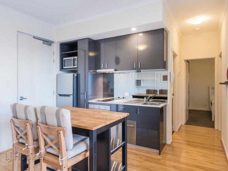 18/35 Wellington Street, East Perth WA 6004