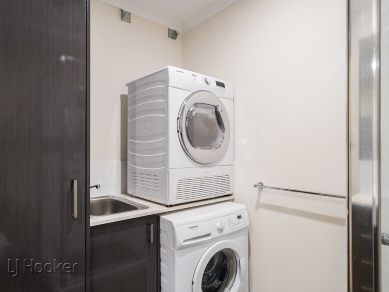 18/35 Wellington Street, East Perth WA 6004