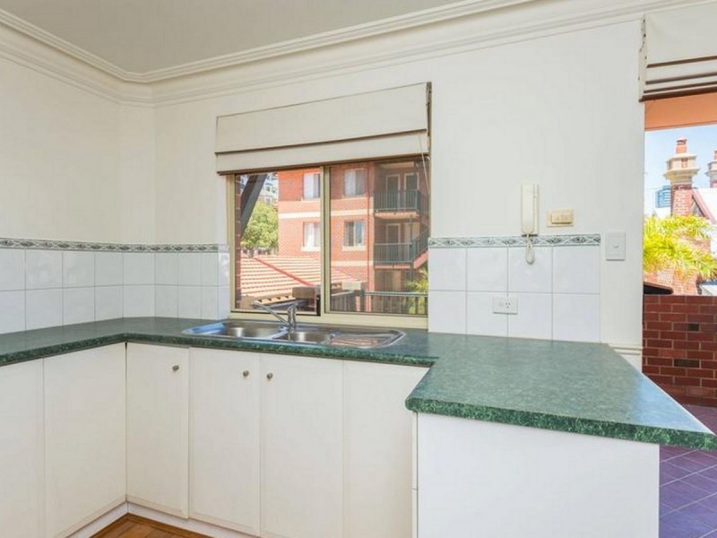 9/42-44 Bronte Street, East Perth WA 6004