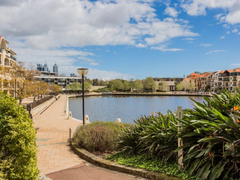 18/17 Wickham Street, East Perth WA 6004