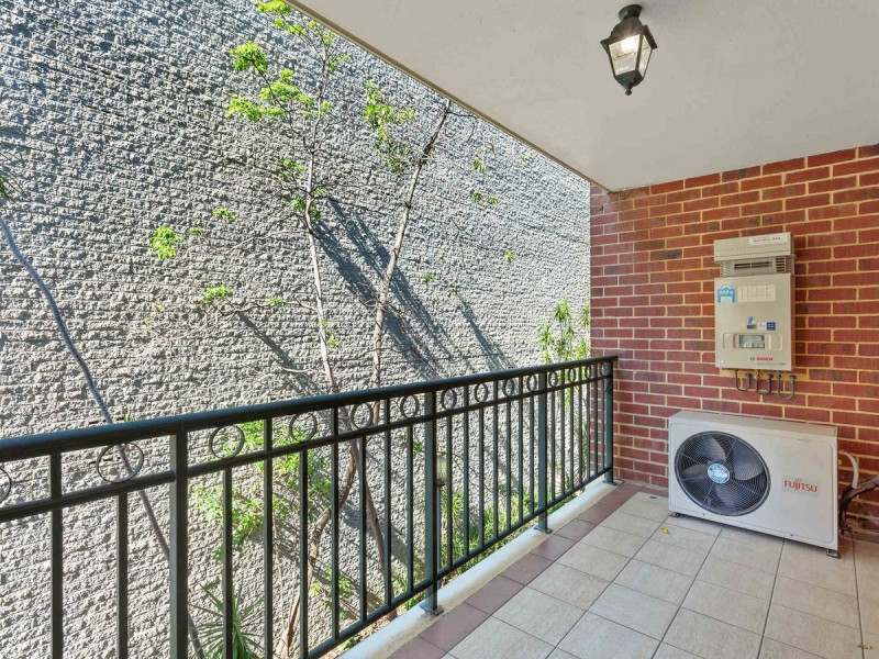 65/123 Wellington Street, East Perth WA 6004