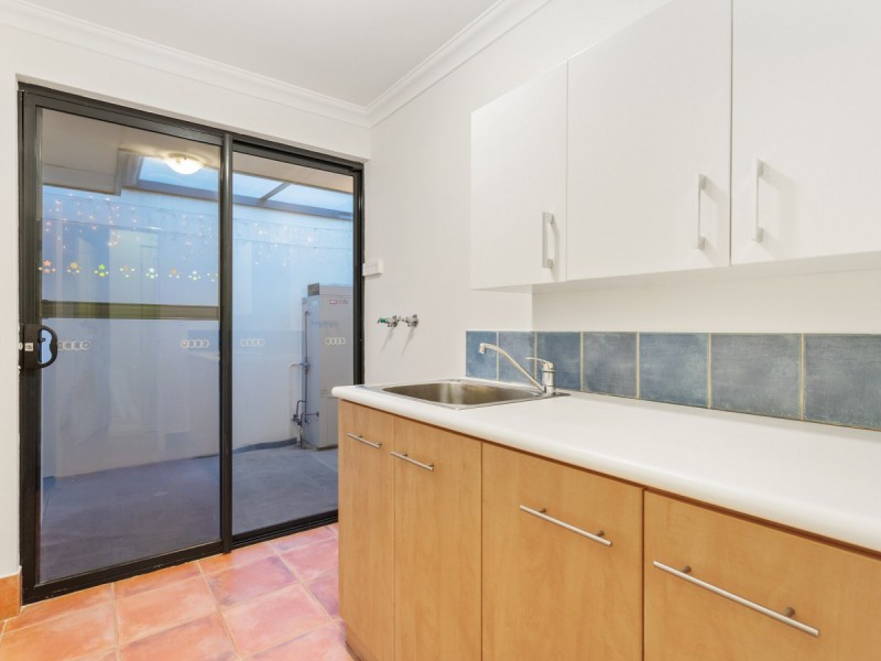 1/12 Puntie Crescent, Maylands WA 6051