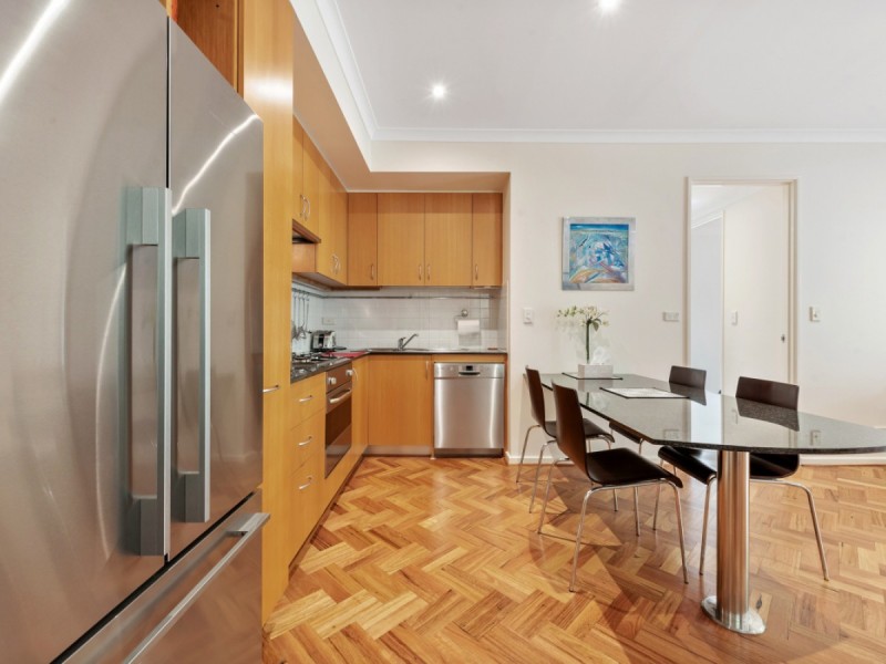 2/22 Saunders Street, East Perth WA 6004