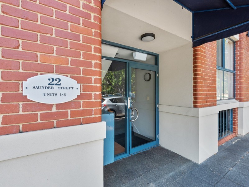 2/22 Saunders Street, East Perth WA 6004