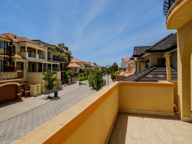 26 Jewell Lane, East Perth WA 6004