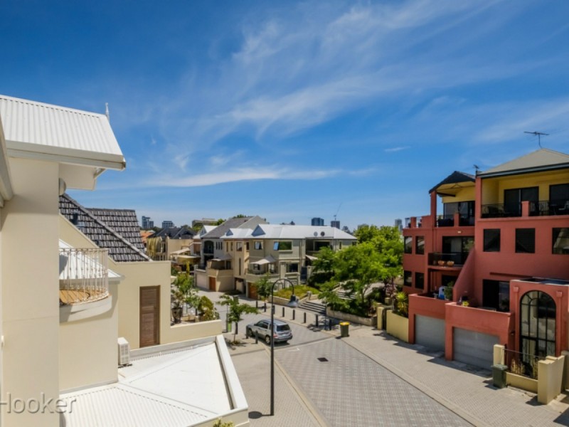 26 Jewell Lane, East Perth WA 6004