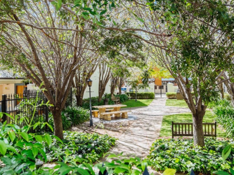 2/19 Little Shenton Lane, Northbridge WA 6003