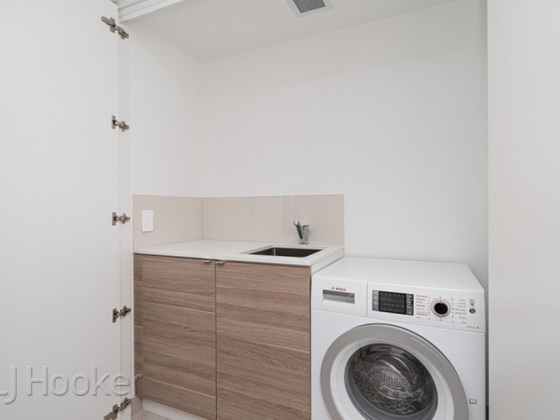 2007/1 Geoffrey Bolton Avenue, Perth WA 6000