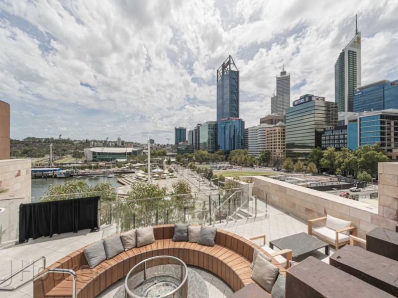 2007/1 Geoffrey Bolton Avenue, Perth WA 6000