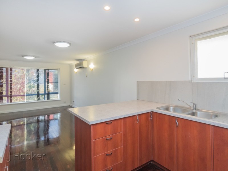 128A Woodrow Avenue, Dianella WA 6059