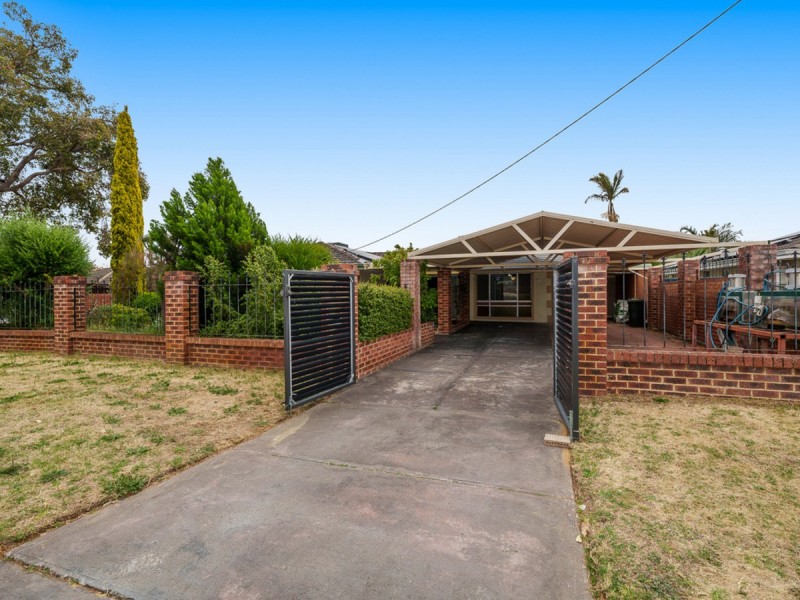 4 Bass Close, East Cannington WA 6107