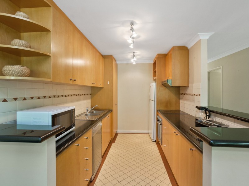 8/2 Henry Lawson Walk, East Perth WA 6004