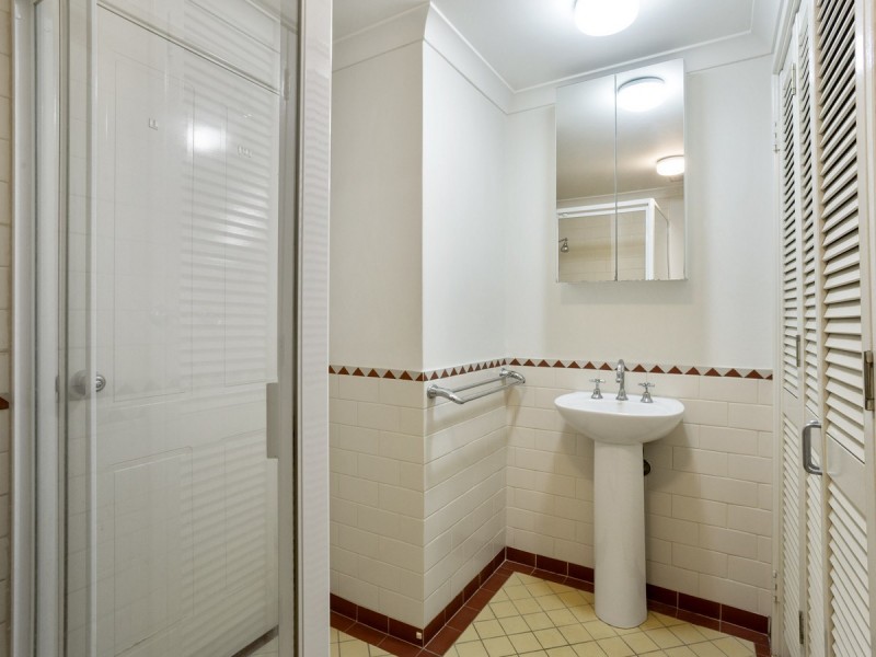 8/2 Henry Lawson Walk, East Perth WA 6004