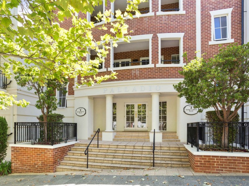 8/2 Henry Lawson Walk, East Perth WA 6004