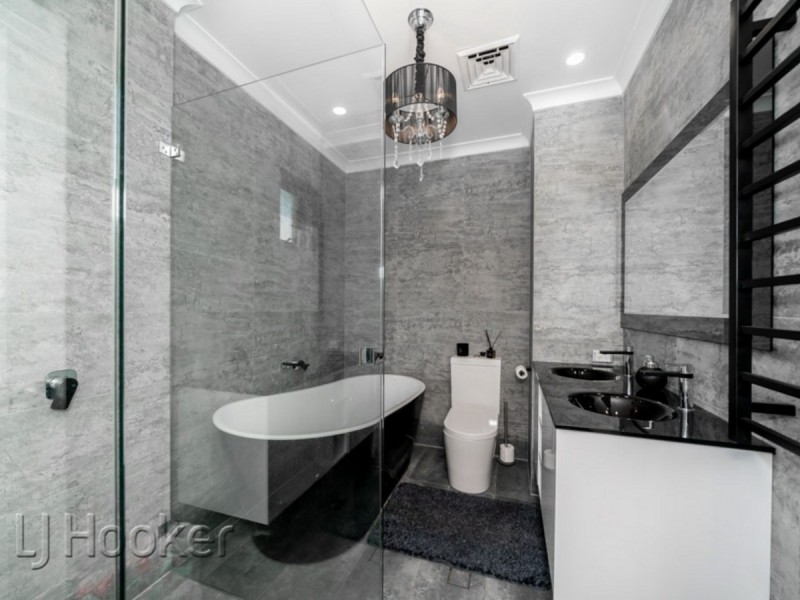 24 Kensington Street, East Perth WA 6004