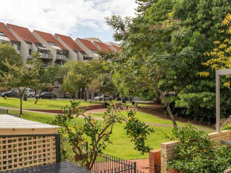 8/35 Goderich Street, East Perth WA 6004