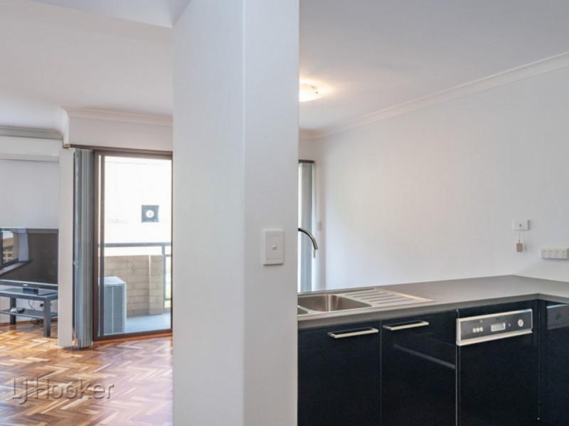 8/35 Goderich Street, East Perth WA 6004