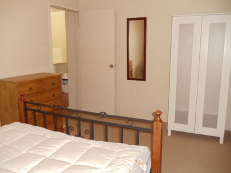 2/4 Harrow Street, Maylands WA 6051