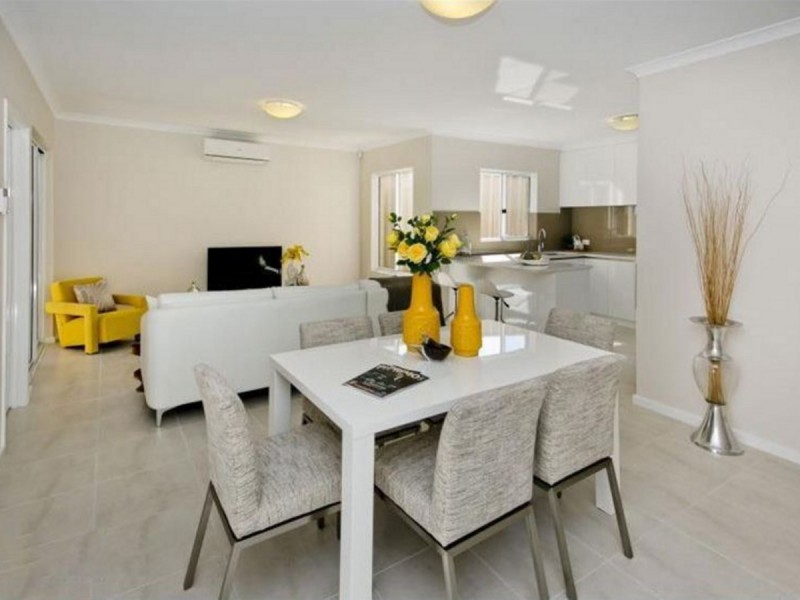 14c Phillips Grove, Innaloo WA 6018