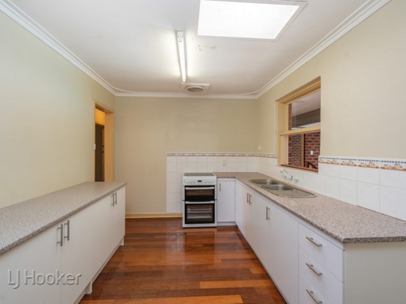 137 Forrest Road, Hamilton Hill WA 6163