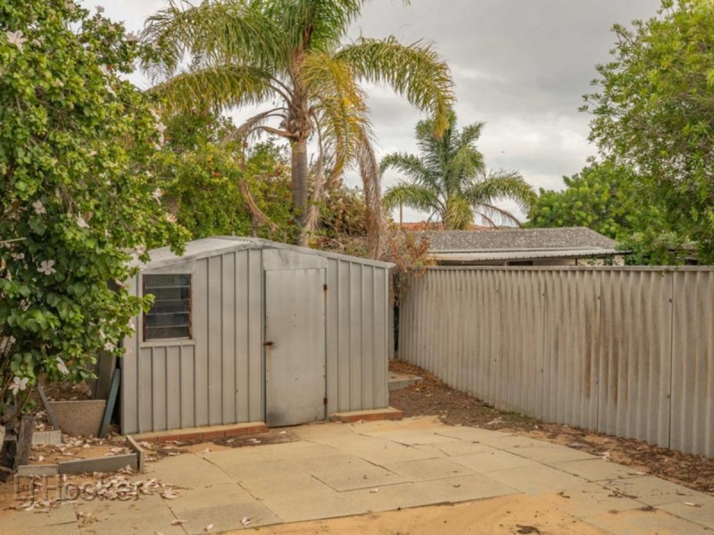 137 Forrest Road, Hamilton Hill WA 6163