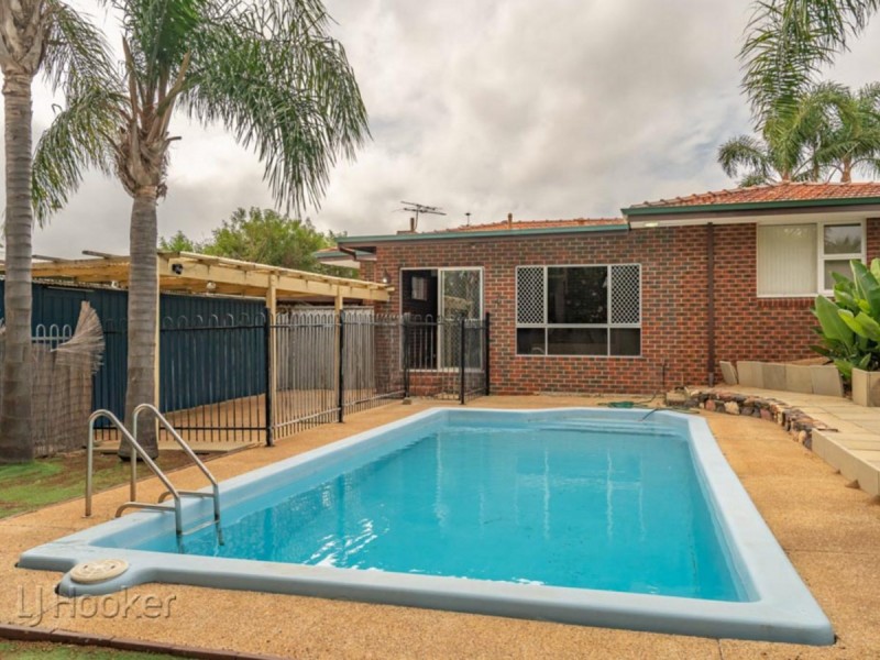 137 Forrest Road, Hamilton Hill WA 6163