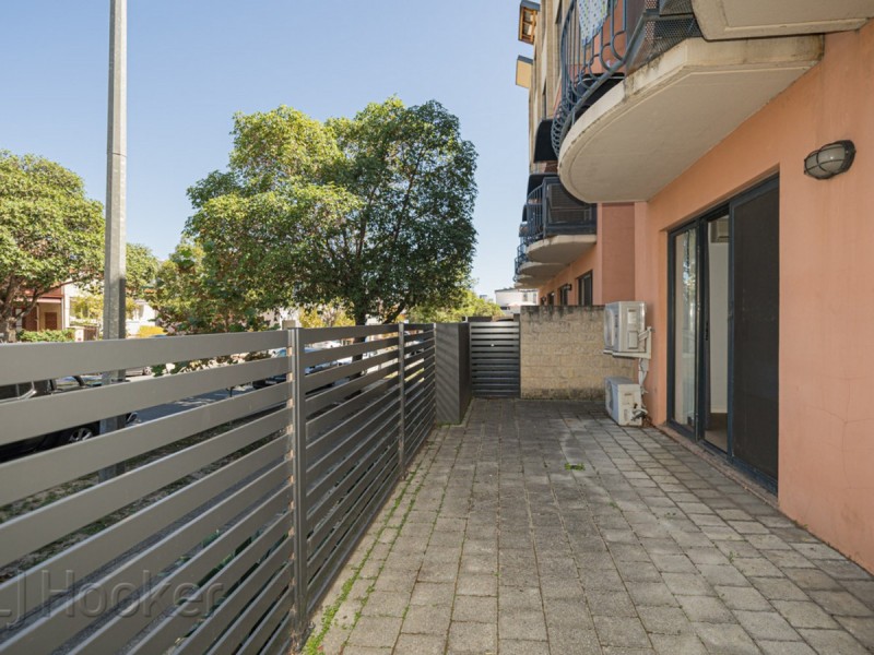 20/11 Regal Place, East Perth WA 6004