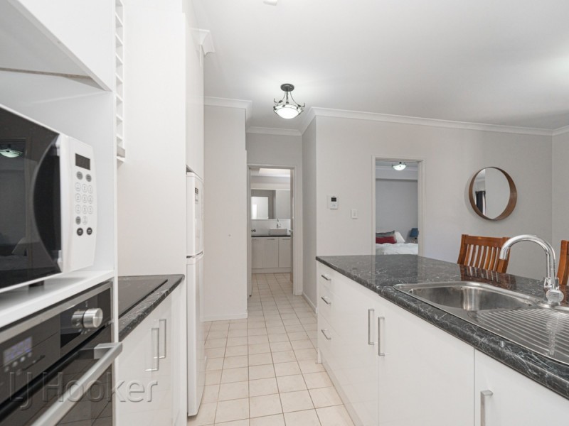 11/11 Regal Place, East Perth WA 6004