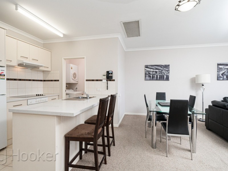 39/11 Regal Place, East Perth WA 6004