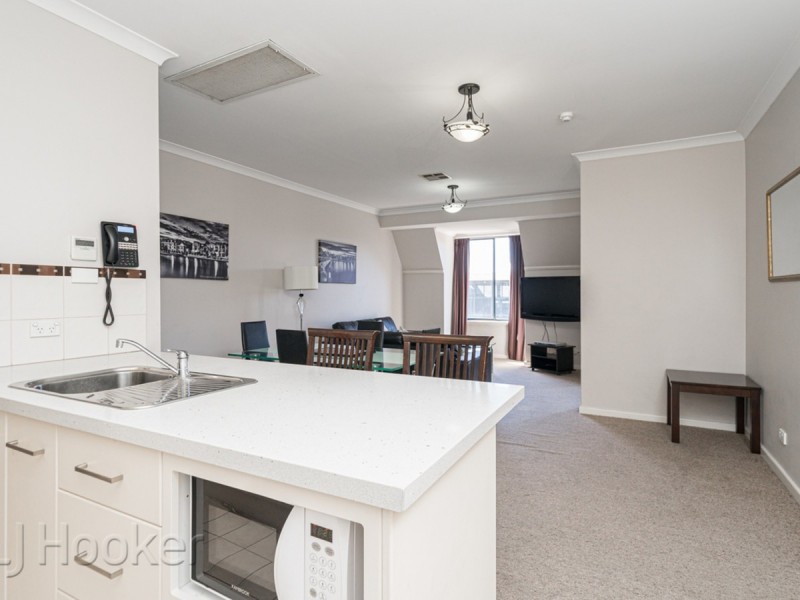 39/11 Regal Place, East Perth WA 6004