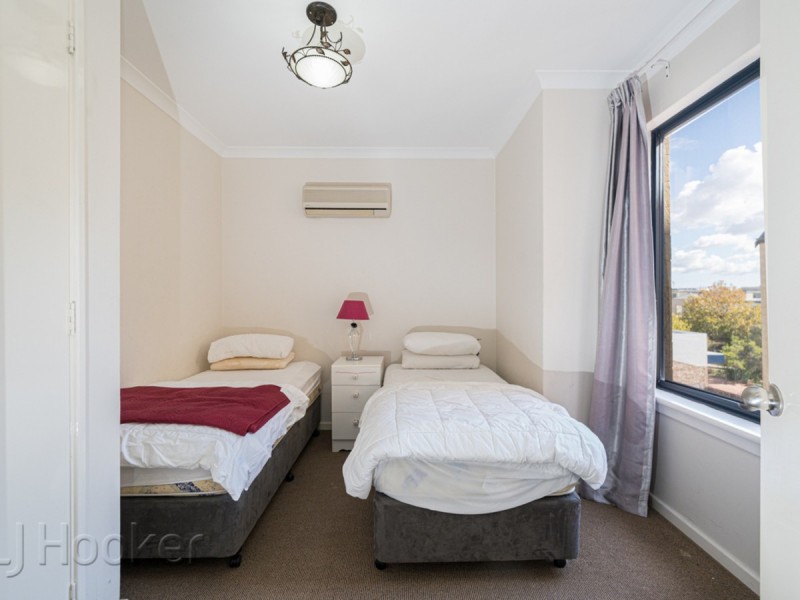 46/11 Regal Place, East Perth WA 6004