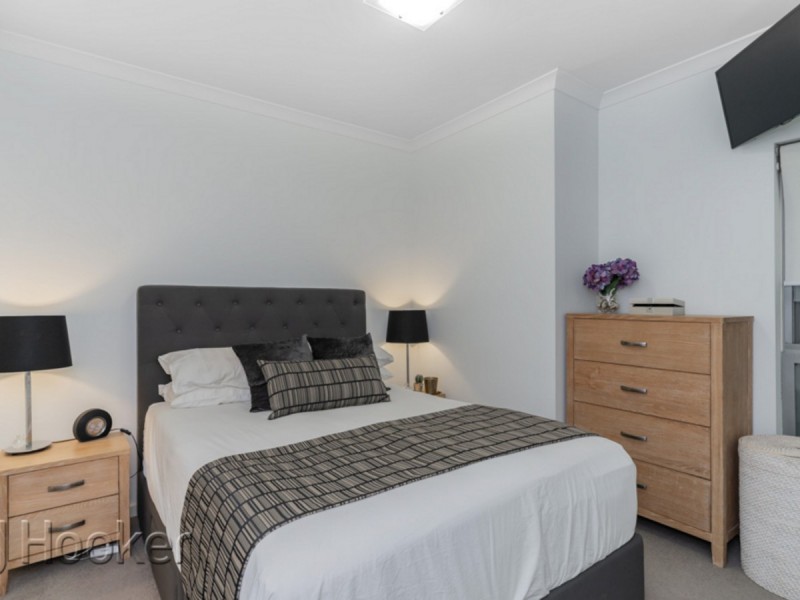 18/33 Newcastle Street, Perth WA 6000