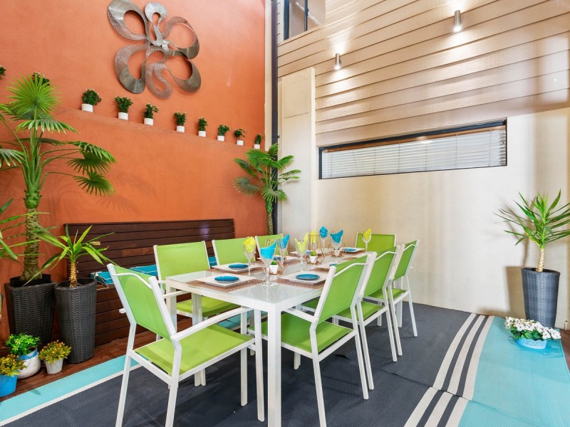 4 Flagstaff Lane, East Perth WA 6004