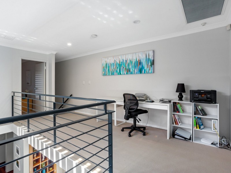 4 Flagstaff Lane, East Perth WA 6004