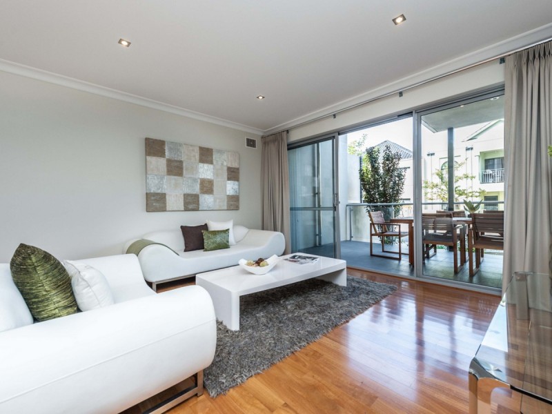 1/39 Tully Road, East Perth WA 6004