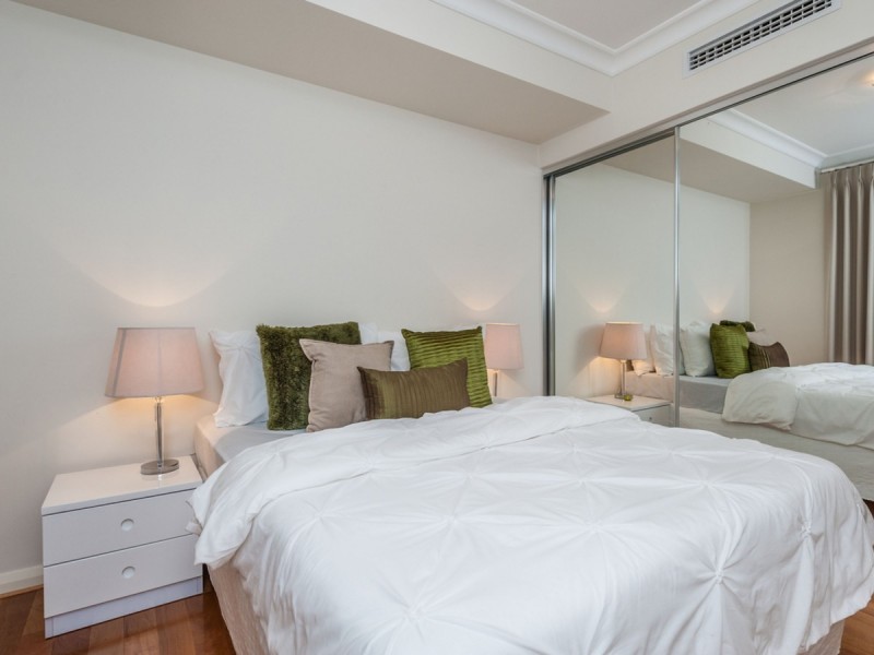 1/39 Tully Road, East Perth WA 6004