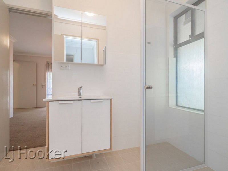 15 Kingston Place, Midland WA 6056