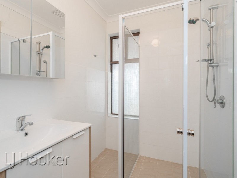 15 Kingston Place, Midland WA 6056